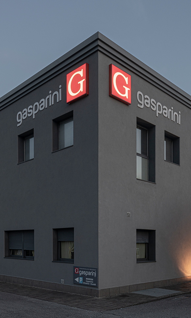 gasparini brescia showroom esterna